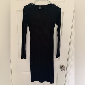 Forever 21 black body con midi dress, unworn. Like new